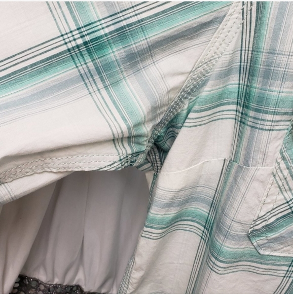 Carhartt White and Green Plaid Shirt - Picture 8 of 8